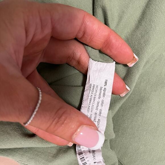 Zara Green Distressed Short Sleeve Tee Size Large - Picture 3 of 5